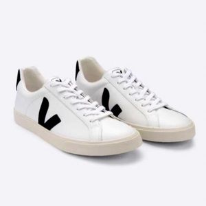 VEJA ESPLAR Womens Leather White/Black sz 8